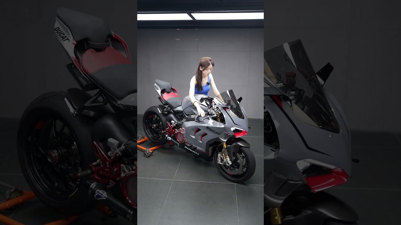 Is this the ULTIMATE Dream Bike? 🤔Ducati Panigale V4s