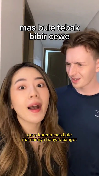 Mas Bule Guesses a Girl's Lips