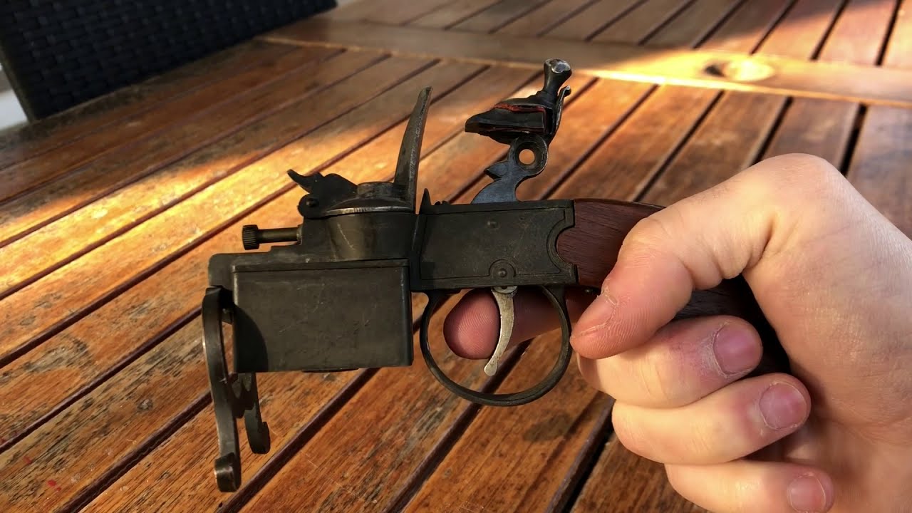 Dunhill Tinder pistol table petrol lighter - YouTube