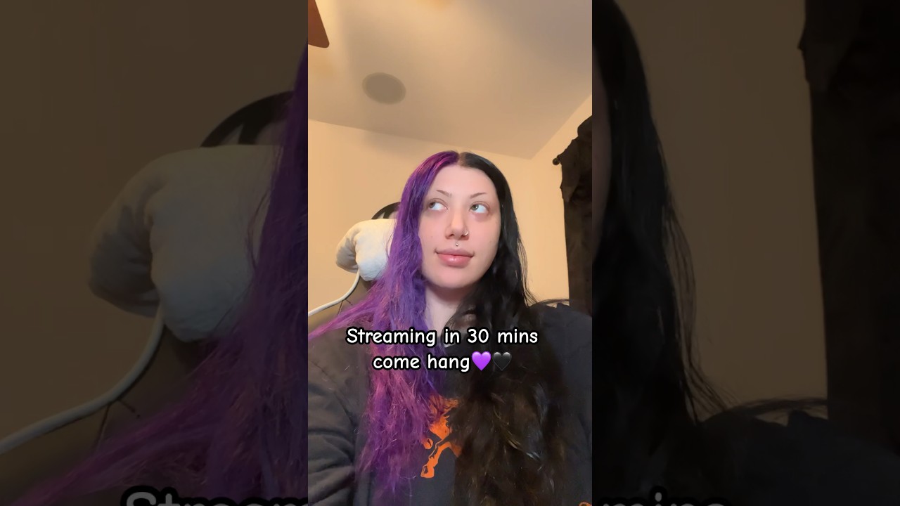 Woooo👻 twitch.tv/ravengriim 💜 #streamers #altgirl