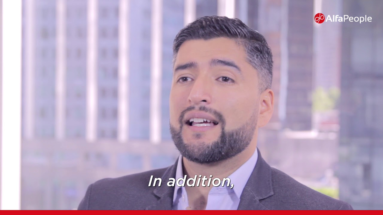 Microsoft Dynamics 365 for Customer Service - YouTube