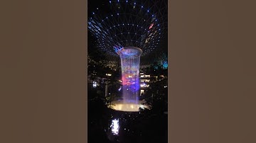 Jewel Changi Airport | HSBC Rain Vortex Waterfall #changiairport #singaporeairport #relaxing #sg