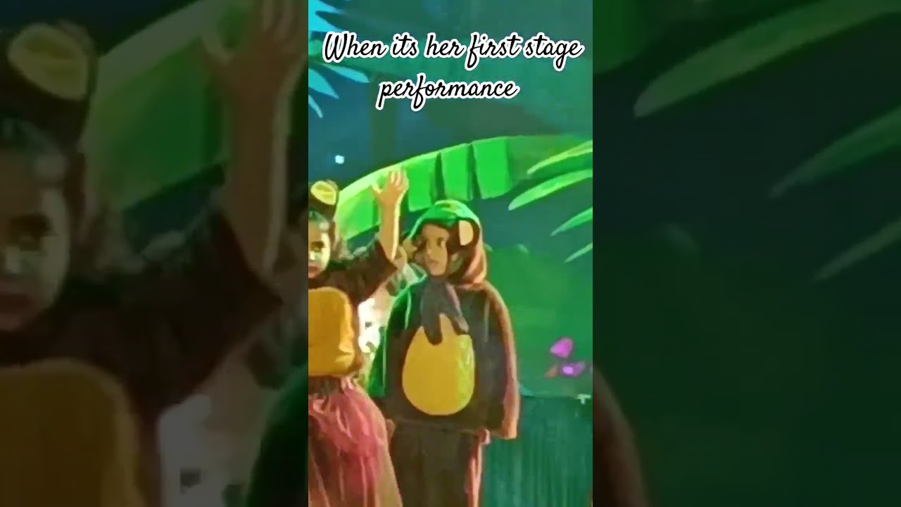 🥹it's her first performance on the stage 