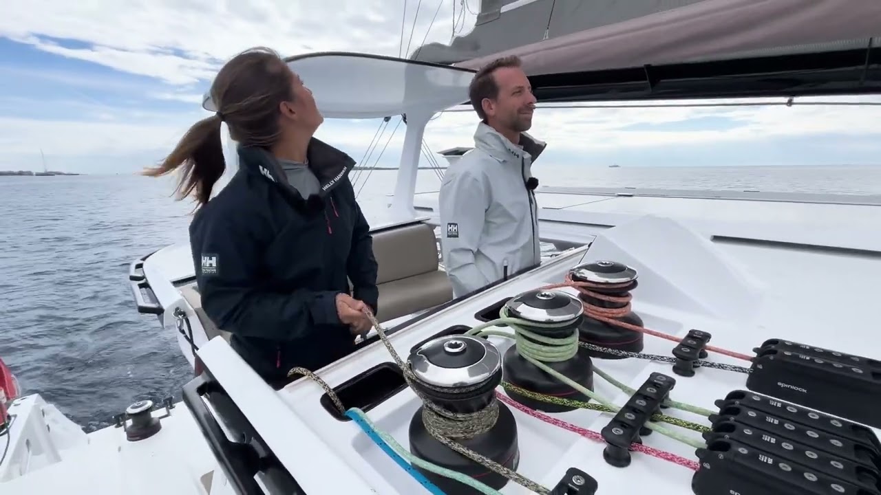 ⁣Performance Catamaran Tips and Tricks - Raising the Mainsail