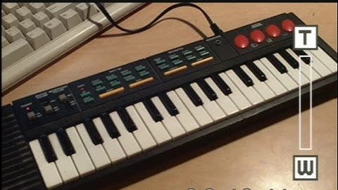 Hing Hon EK-001 square wave keyboard