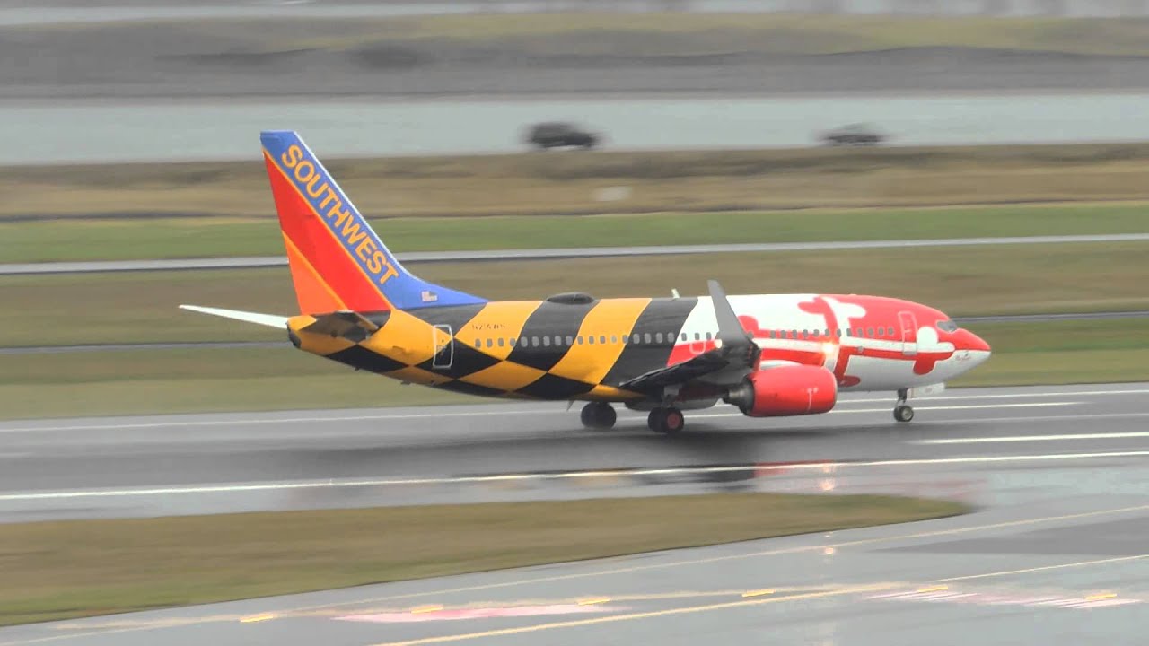 Southwest Airlines Boeing 737700 Maryland One [N214WN] takeoff from
