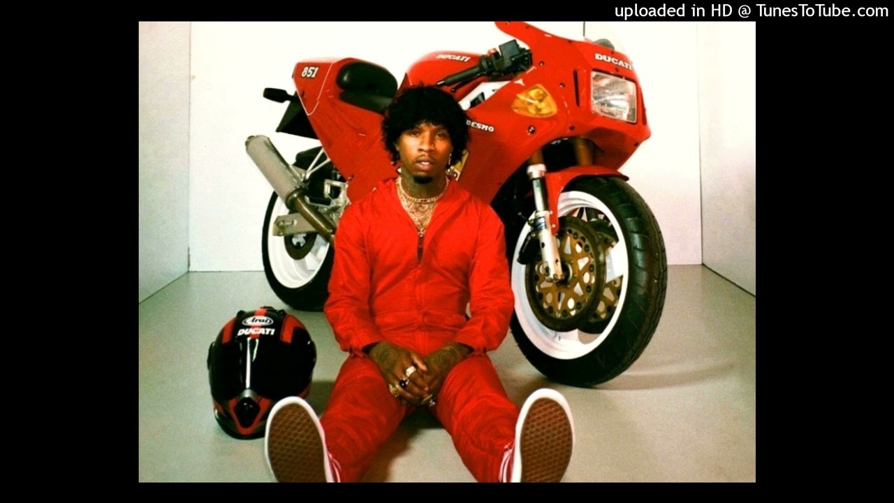 Tory Lanez - Karreuche (Alone At Prom/80's Remix)