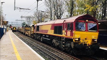 EWS 66121 TnT DB 66074 Passing through Reading West