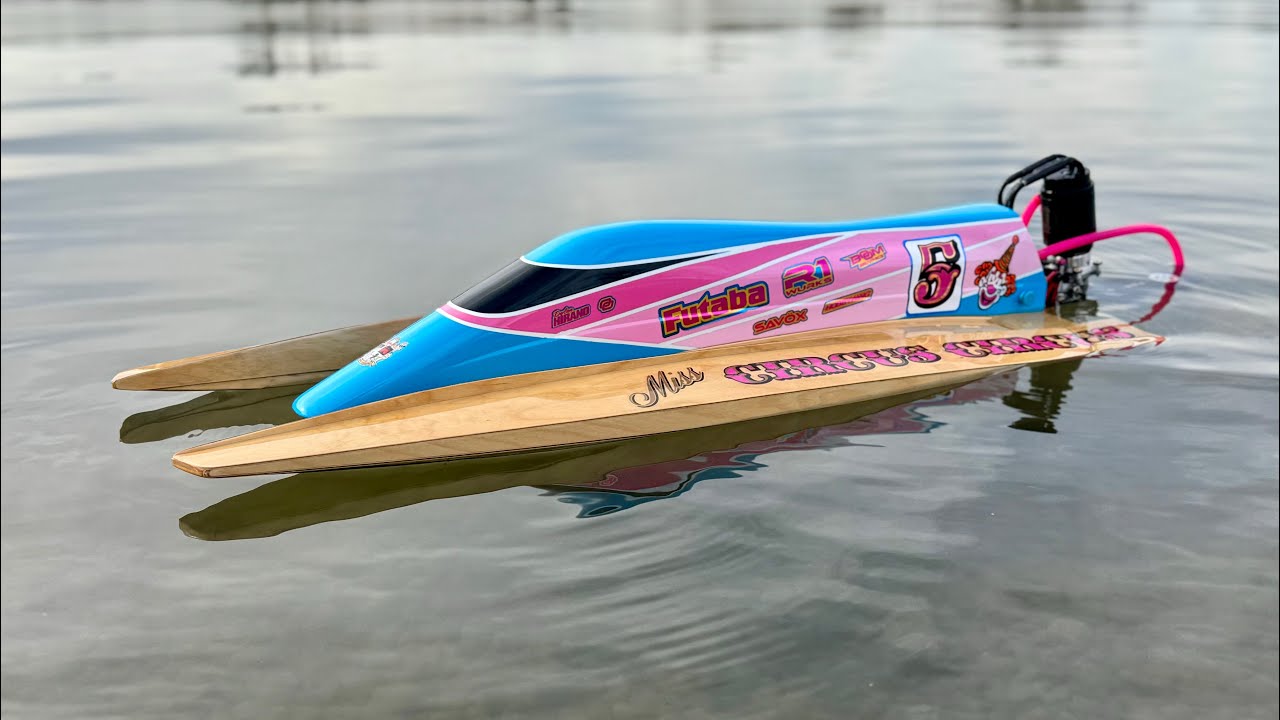 MLBoatworks PS295 Tunnel hull