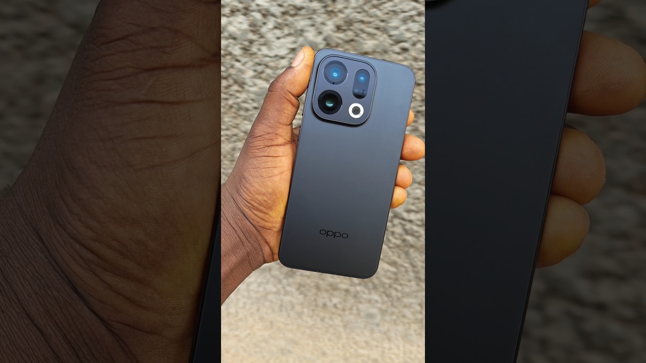 OPPO Find X9 series unboxing. 