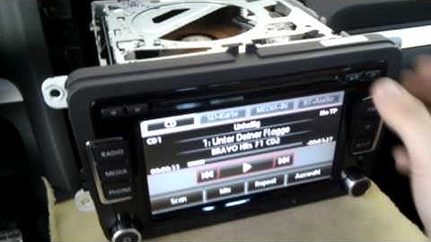 RCD 510 CD einlegen (geöffneter Deckel)