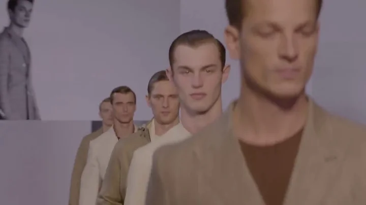 Massimo Dutti Spring 2018 Men's Runway Show