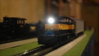 Celebrity DCC and Operation Demo: Walthers Mainline EMD SW-1 ARR 1203 with ESU LokSound 5 Profile