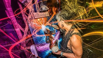 Psychedelic First Aid: The Art of Helping Someone Who