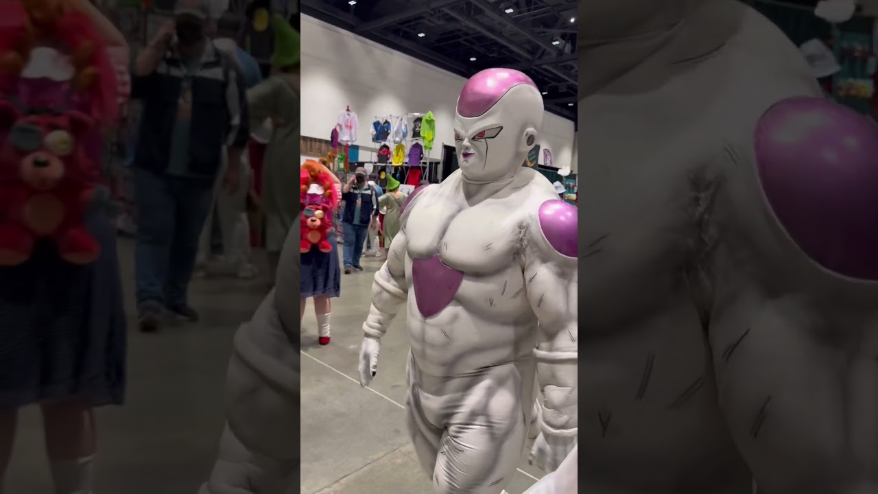 Suiting up Frieza and taking a stroll through a Con #dbz #cosplay #cosplayer #frieza #dragonballz
