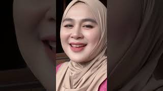 Download Lagu Tatapannya bikin merem melek #harusberanda #masukberanda #rameinpliss #subrek #beranda MP3