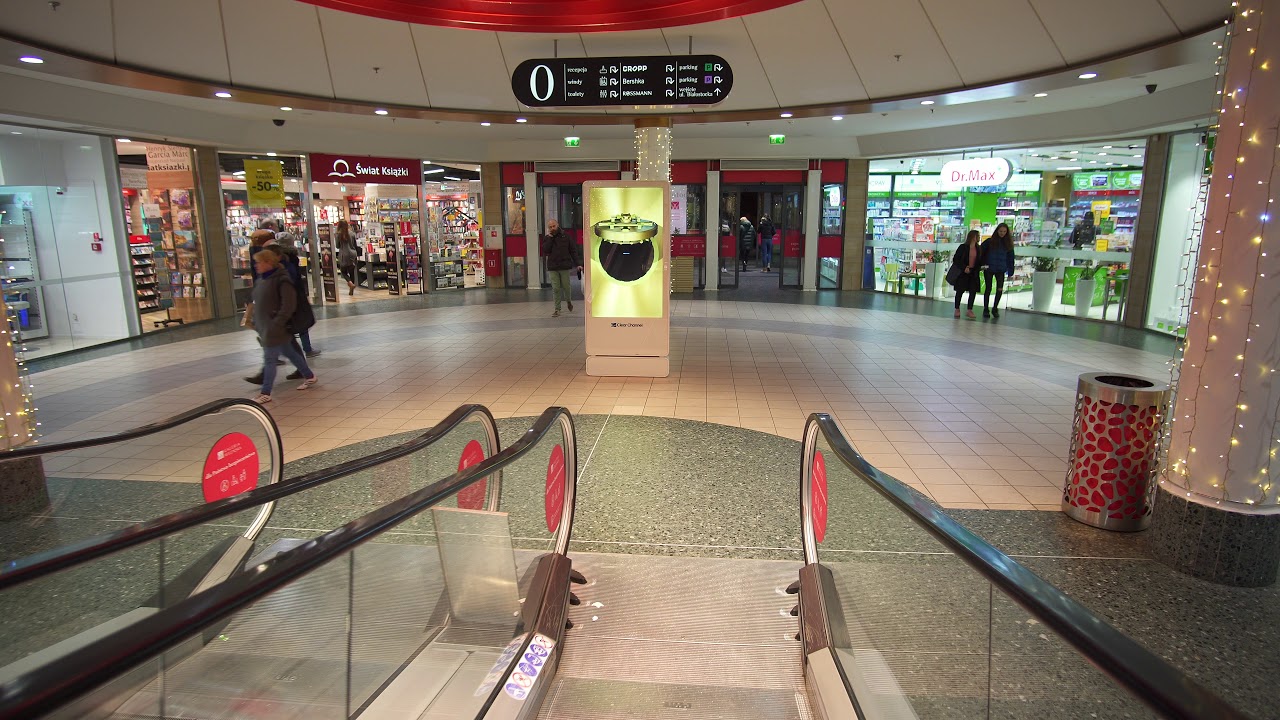 Poland, Galeria WILEŃSKA Shopping Mall, 3X escalator, 6X moving walkway, 1X elevator