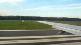 Lot Polish Airlines Boeing 737-400 Take-Off From Wrocław Airport Wroepwr