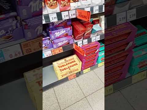 جميع أنواع الشوكولاته في ألمانيا بسعر 25  المانيا