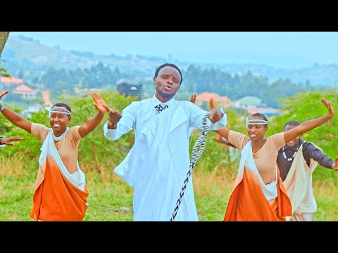 Oburengye Micheal Kaarokarungi Official Music Video