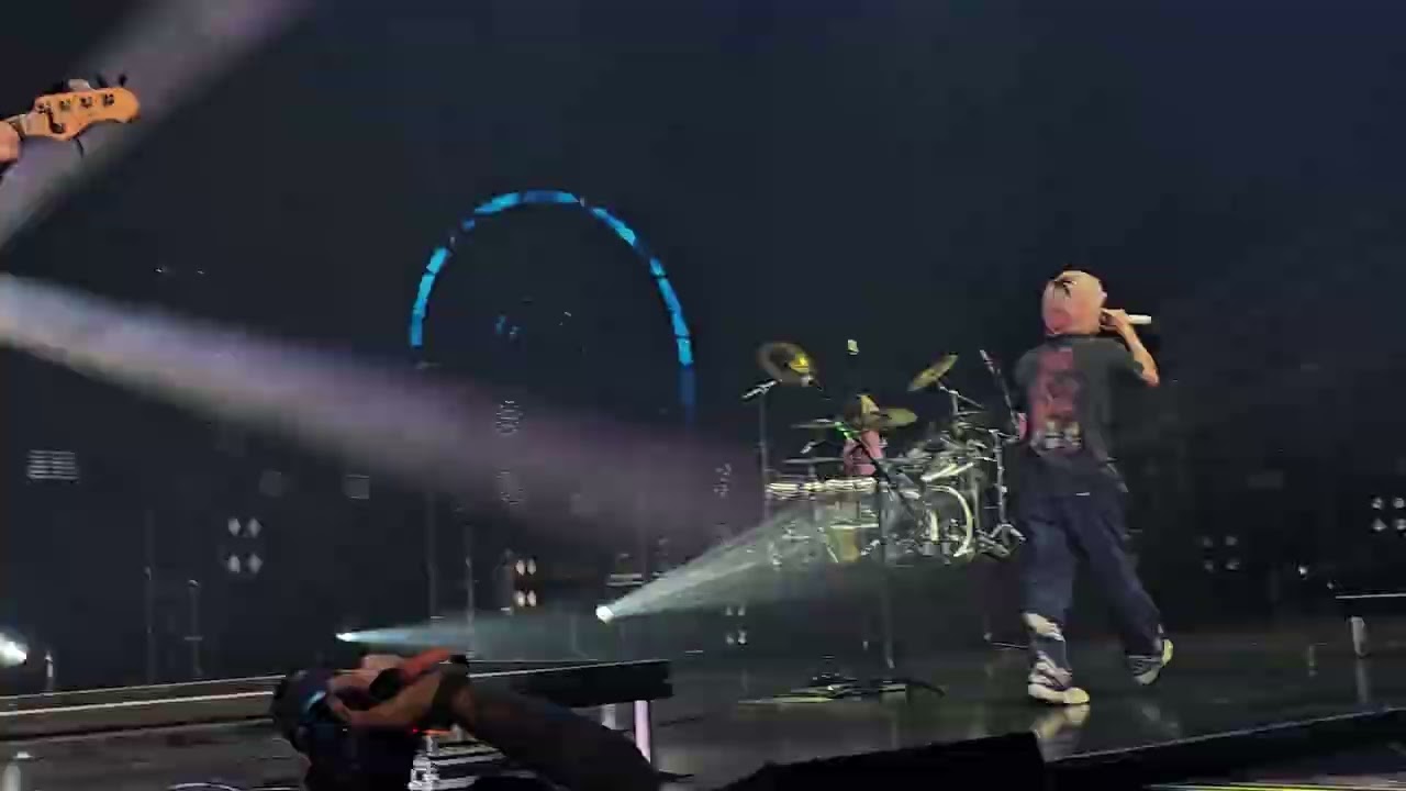 ONE OK ROCK DETOX TOUR in Dallas - Puppets Can't Control You + The Beginning + Save Yourself