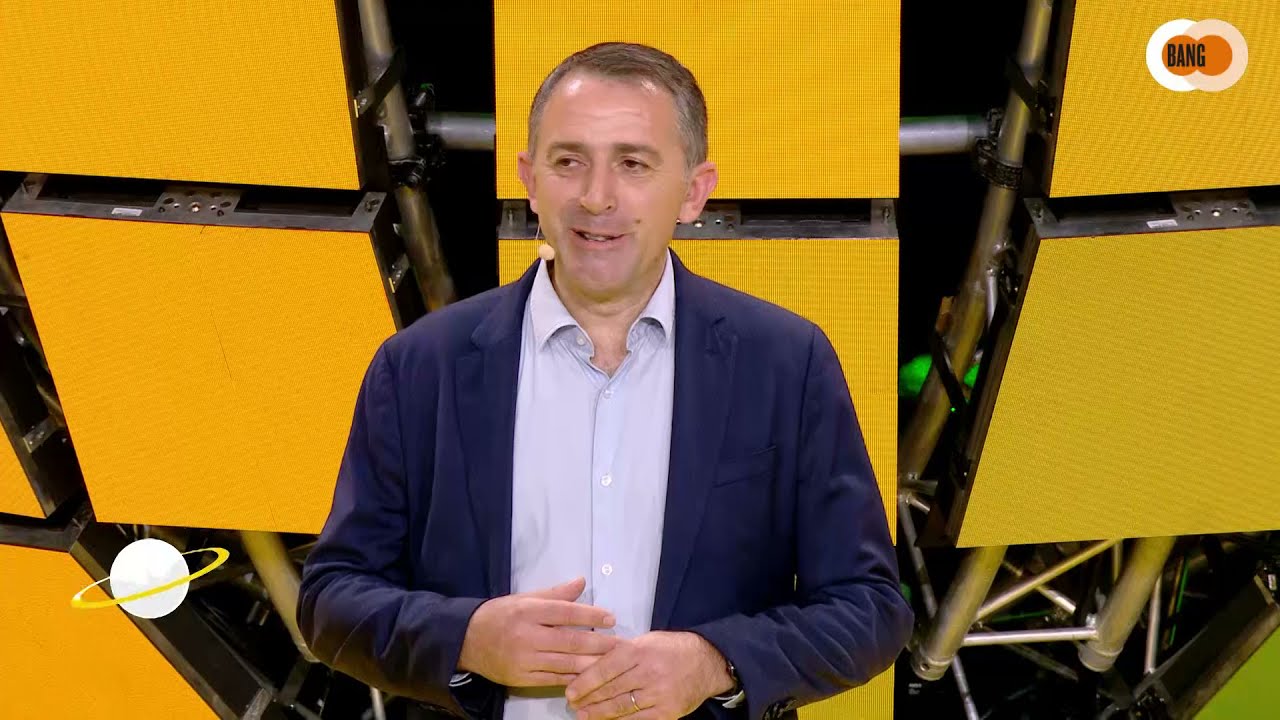 Benoit Coquart Benoit Coquart (LEGRAND) on Le Bang stage at #Big2021 - YouTube