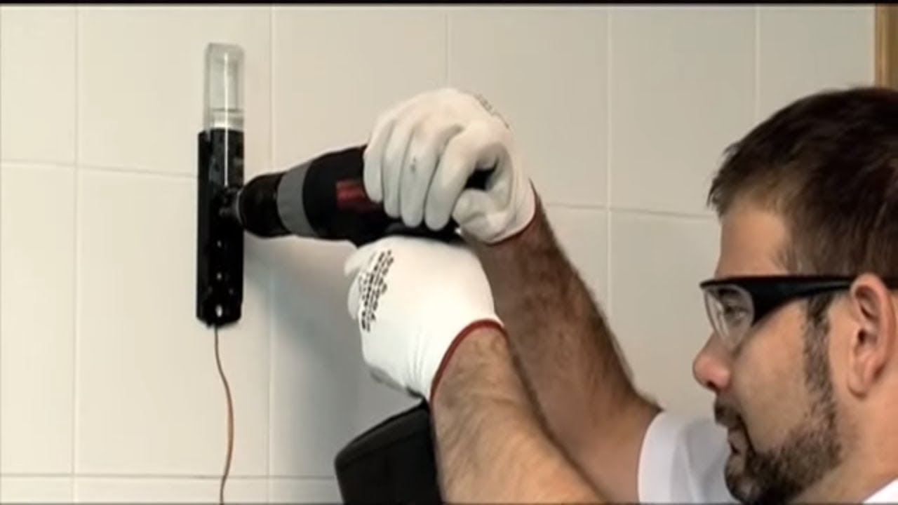 TRUCO: CÓMO TALADRAR AZULEJOS | Coronas Hard Ceramic Blinker - YouTube