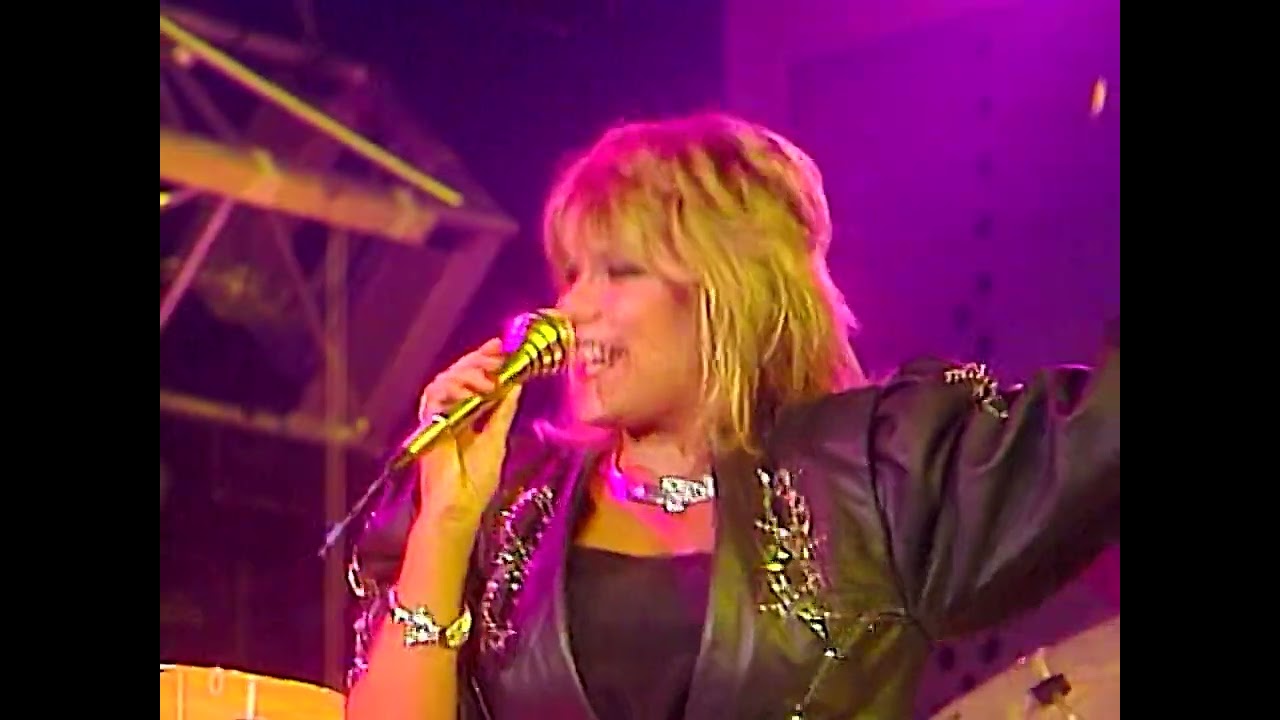 Samantha Fox - Hold On Tight (Live 1987) [1440p Upscale