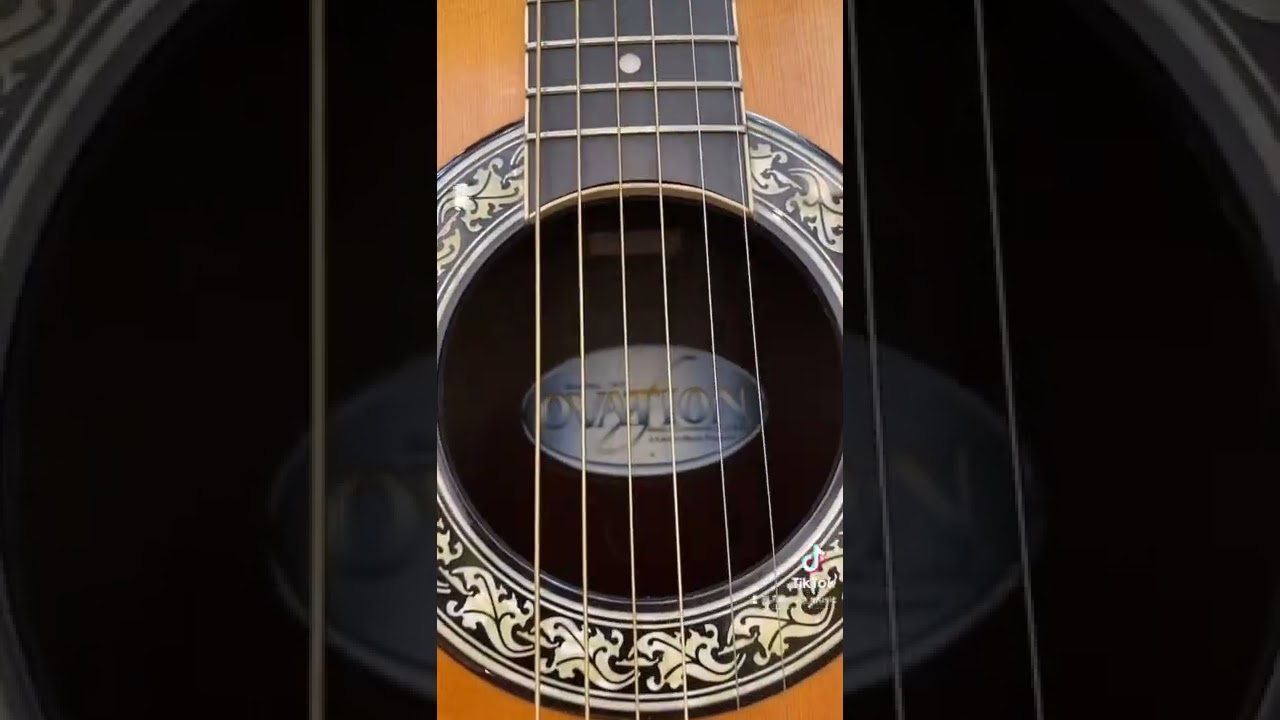 Ovation Legend 1617 (occasion)