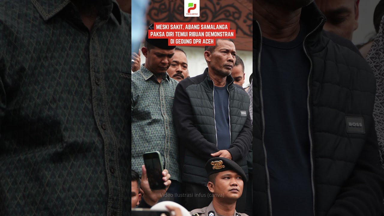 Meski sakit,  Ketua DPR Aceh paksa diri temui ribuan demonstran di Gedung DPR Aceh.