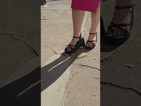 Platform sandals smoke crush #asmrcrush #sandals #Pebbles #walking #platformsandals