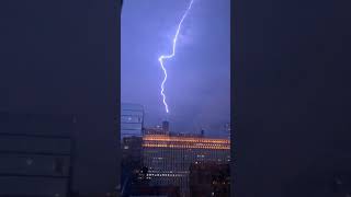 Lightning repeatedly hitting the Willis Tower in Chicago!!! HD