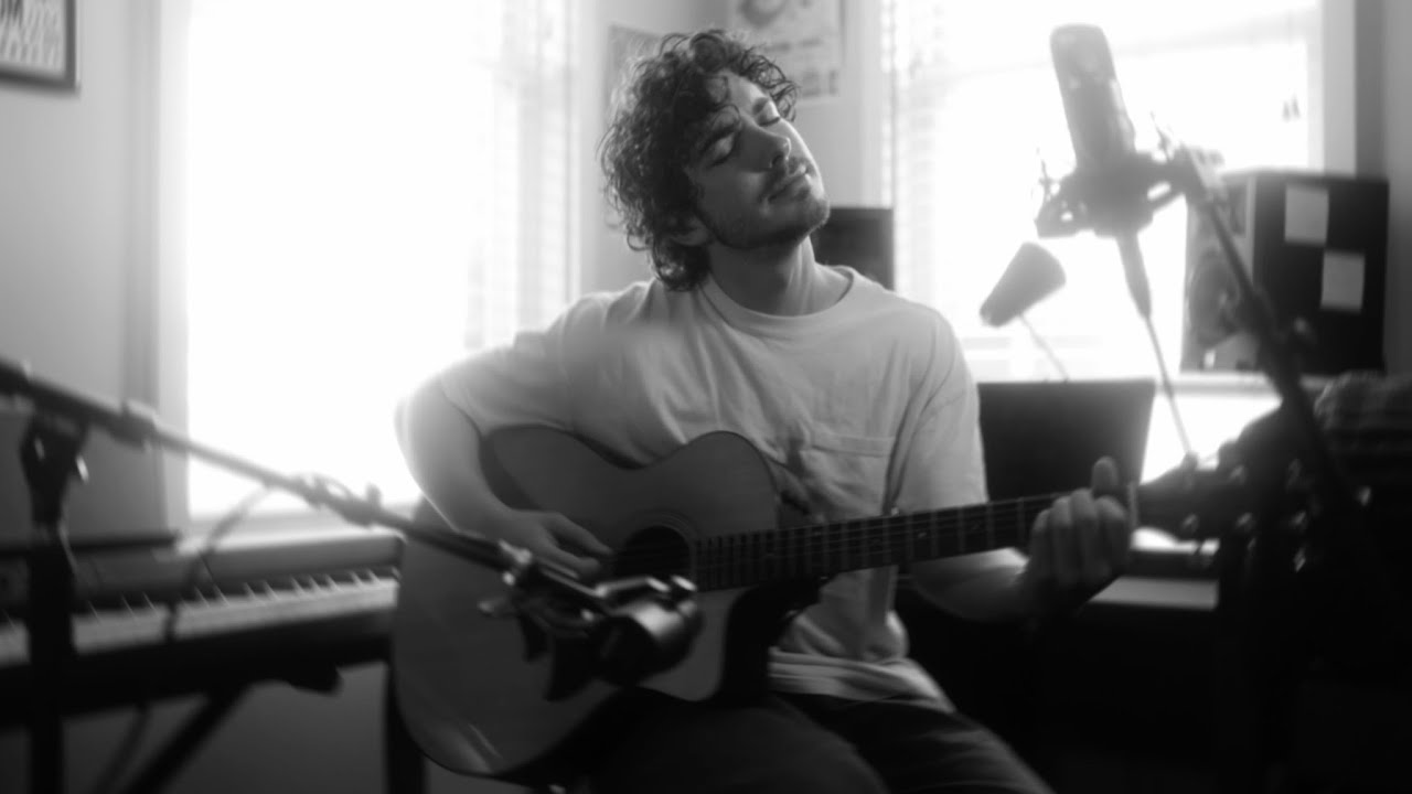 Logan Bennett "Made to Be Alive" - Live (In a college dorm)