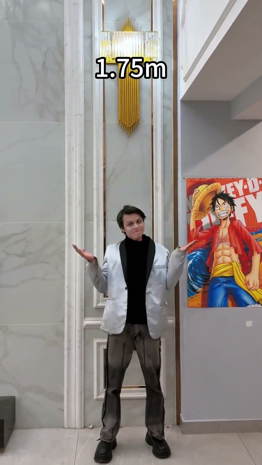 Can you guess the height of the clown? How tall is he? #clown #angel