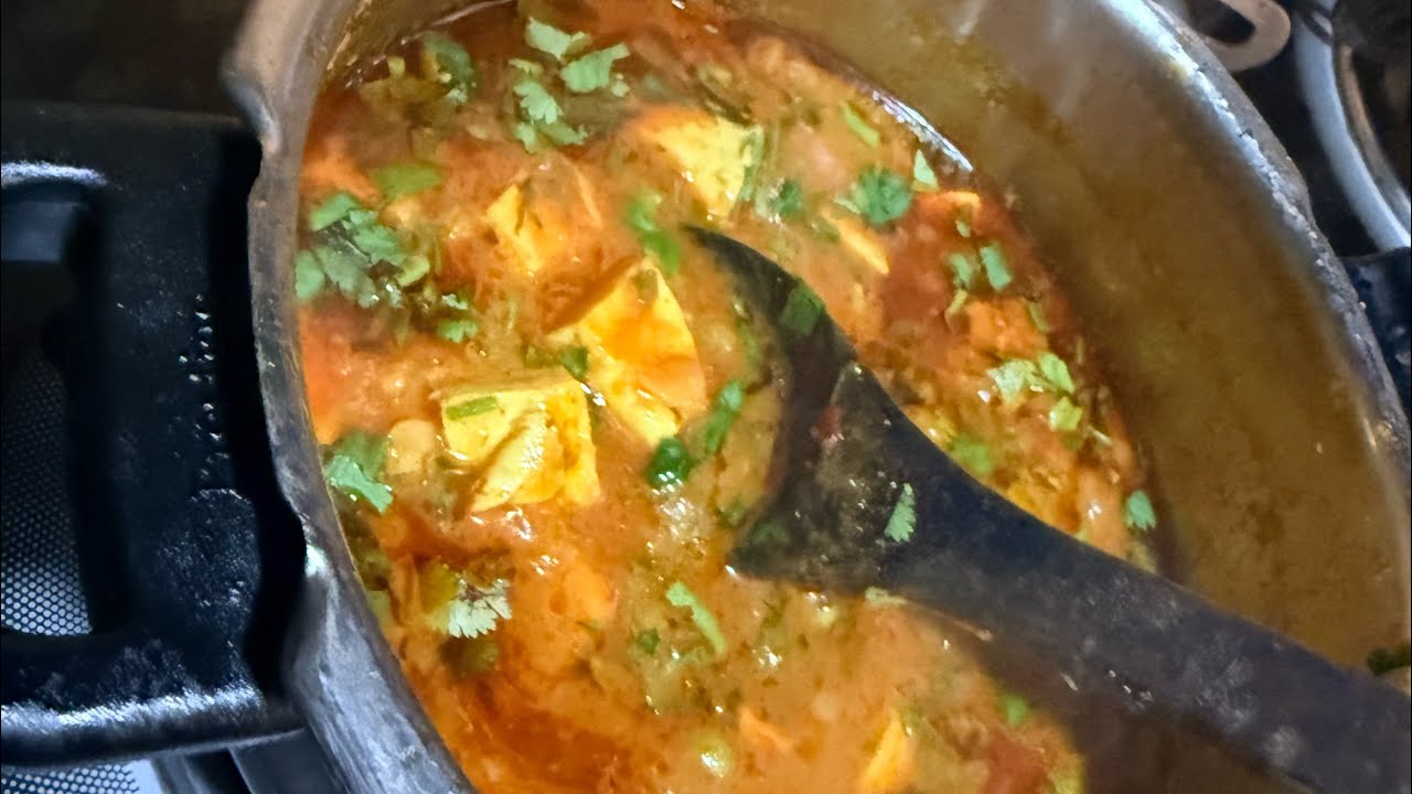 मटर पनीर रेसिपी ॥ सिंपल एंड टेस्टी 😋 Matar paneer recipe … shadi style 