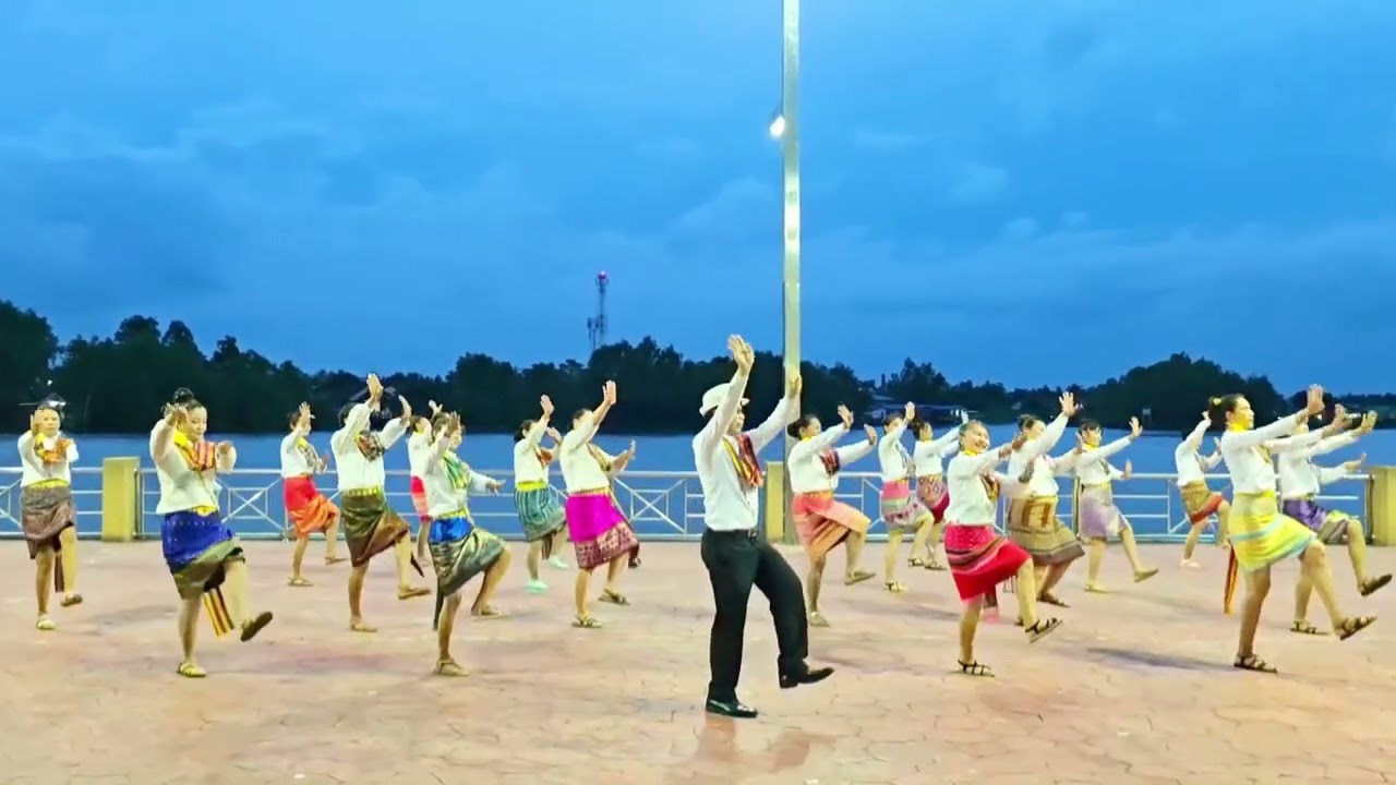 บาสโลป บูชาบารมี