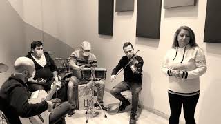 “Her Şey Seninle Güzel❤️” Akustik Canlı . , ,