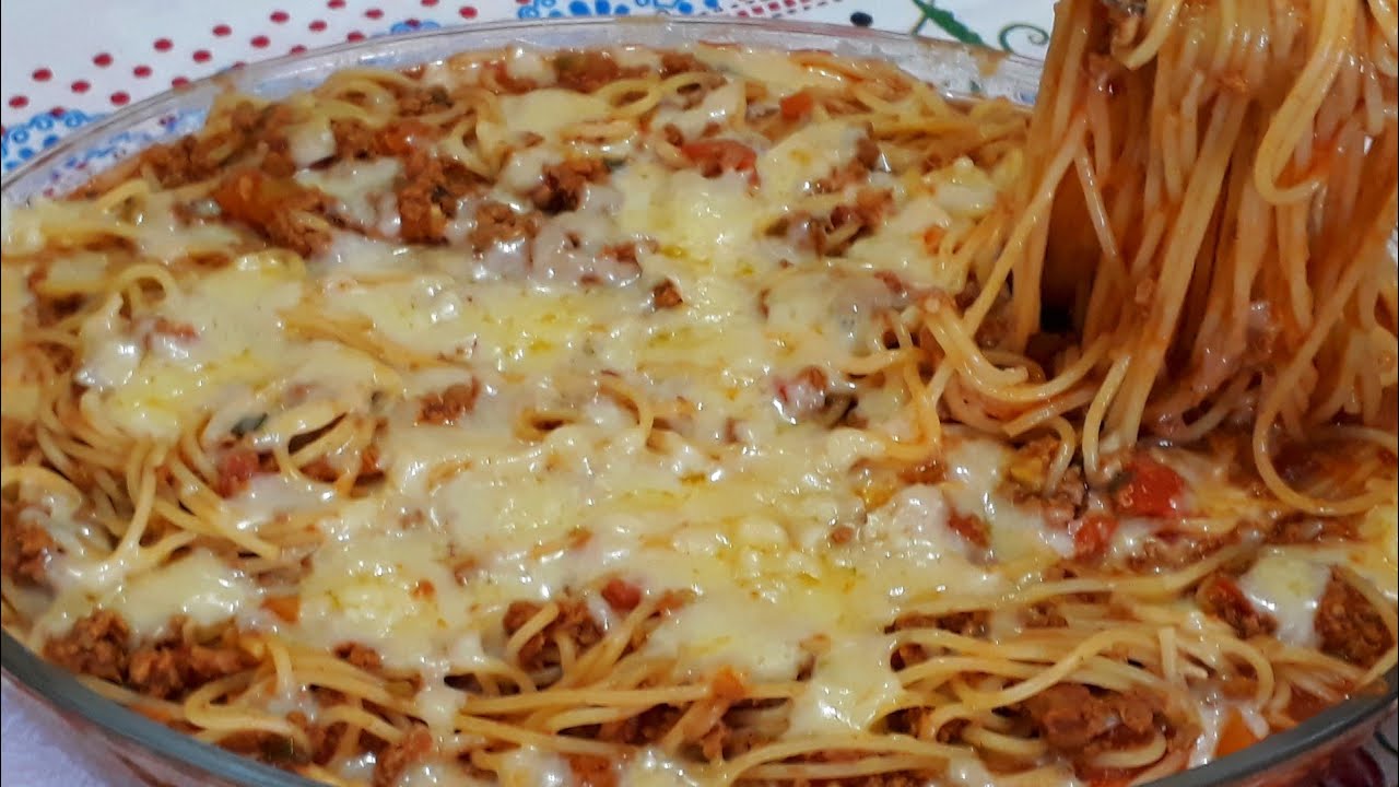 COMO FAZER UMA MACARRONADA DE CARNE MOIDA FÁCIL E DELICIOSA | ALMOÇO COMPLETO DE DOMINGO