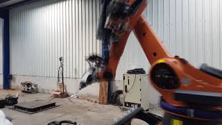 Test of reputability of KUKA KR210-2