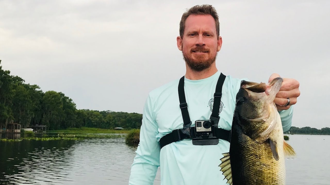 SHINER Fishing on the "Mystery" River. Catching BIG BASS!