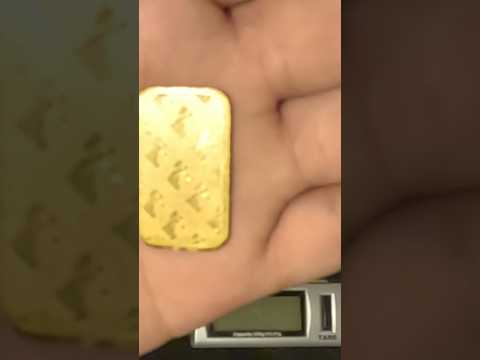 فتح غلاف سبيكة ذهب و وزنها عالطبيعه من شركة سويس جولد   20    