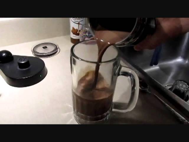 Chocolatière SMEG : recette chocolat chaud praliné 