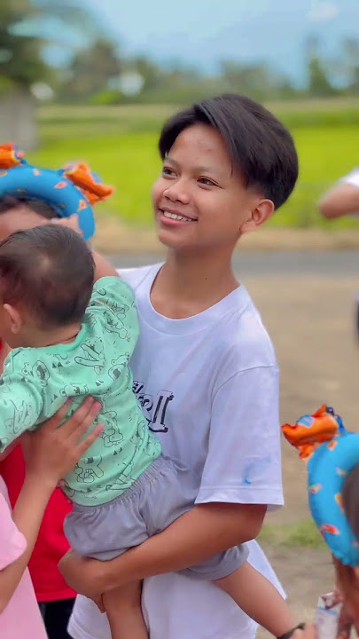 Farel prayoga gendong adik kecil sampai nangis #short #shorts