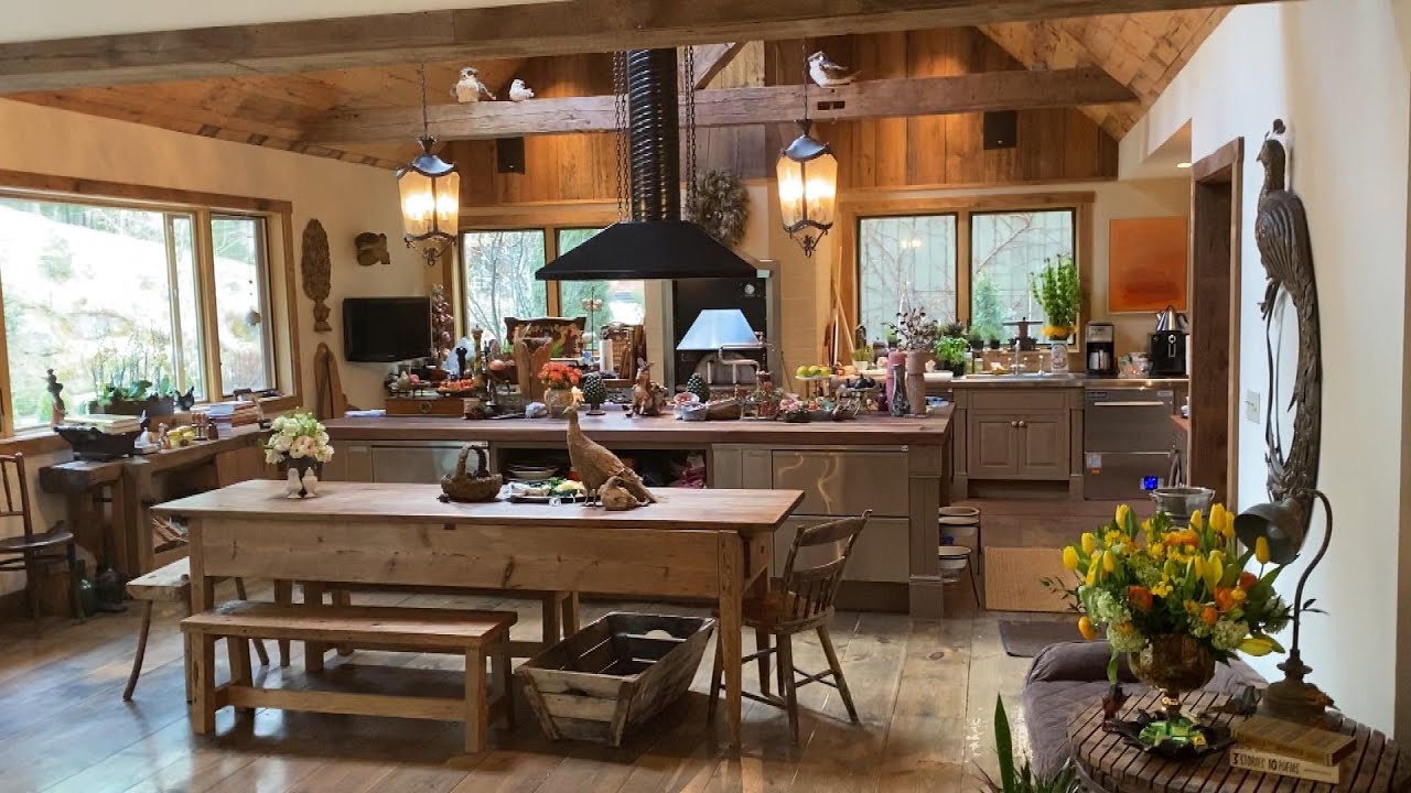 What Kind of Floors Does Rachael Have In Her Kitchen At Home? | #StayHome Q & Ray | Rachael Ray Show