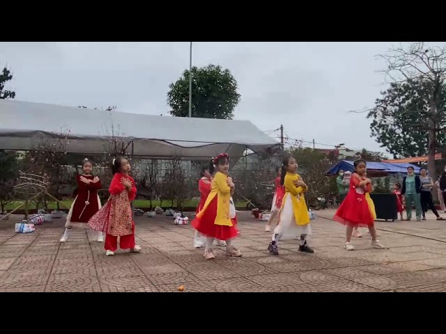 Mashup Xuân 2024 (Rumba Ngôi Sao Nhỏ) class=