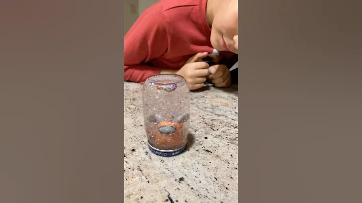 DIY Snow Globes #kidscrafts #diyprojectsforkids #craftsproject #diysnowglobe #thecjandljshow