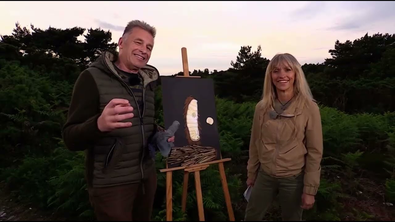 Chris Packham & Michaela Strachan look at the Bagworm Caterpillar & reproduction | Springwatch 2024