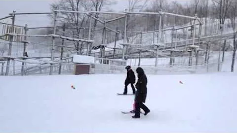 Melissa Munroe: snowboarding ninja!