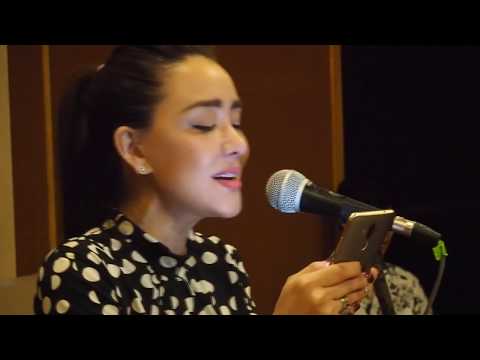 อีกหน่อยเธอคงเข้าใจ | COVER นิโคล เทริโอ และ หนึ่ง จักรวาล