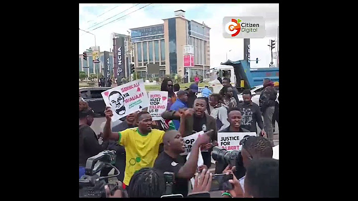 Anti-riot police were deployed to the Nairobi funeral home amid escalating protests